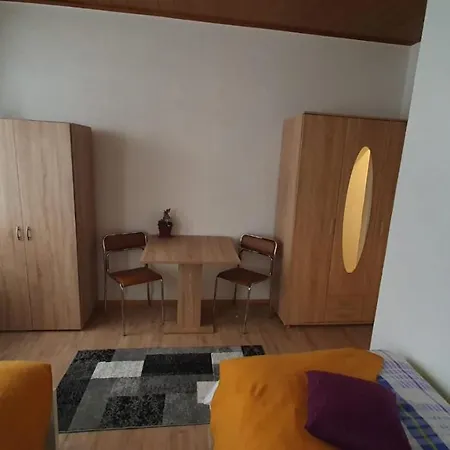Zimmervervietung Bei Lachajczyk Apartman *